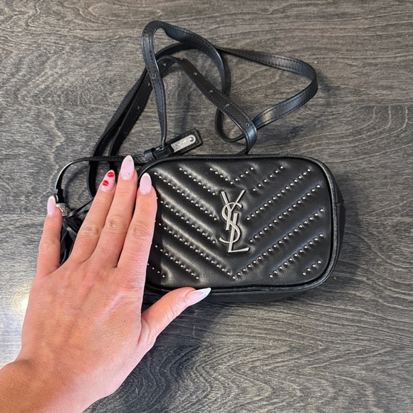 Yves Saint Laurent Black Quilted Leather Crossbody/ belt Bag - Picture 2 of 10